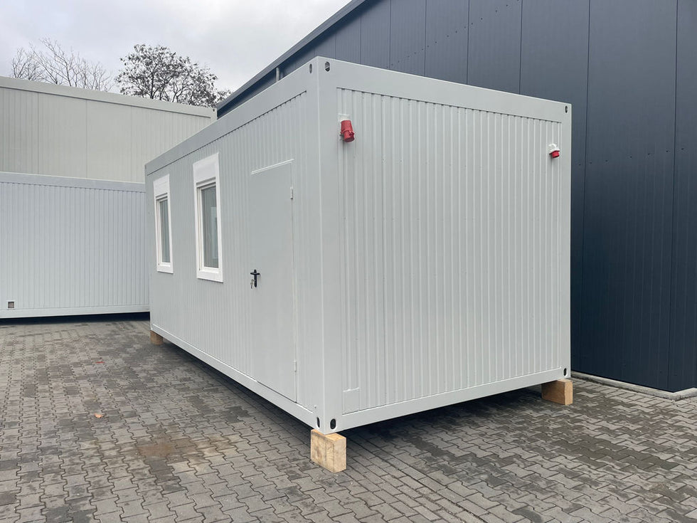 Contenedor oficina. 6,75 × 2,42 M ( R: 2350 )