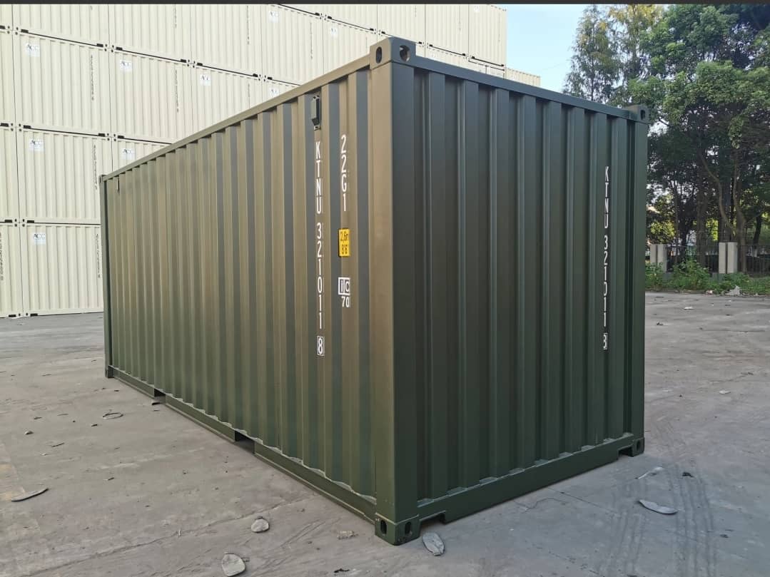 Contenedor maritímo estándar. 20 pies nuevo ( R: 5506 )